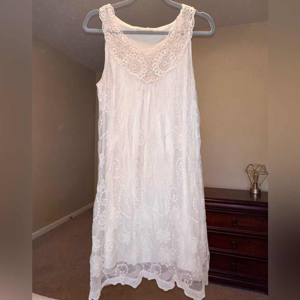 Altar’s State - Straight Dress Size Small/Medium